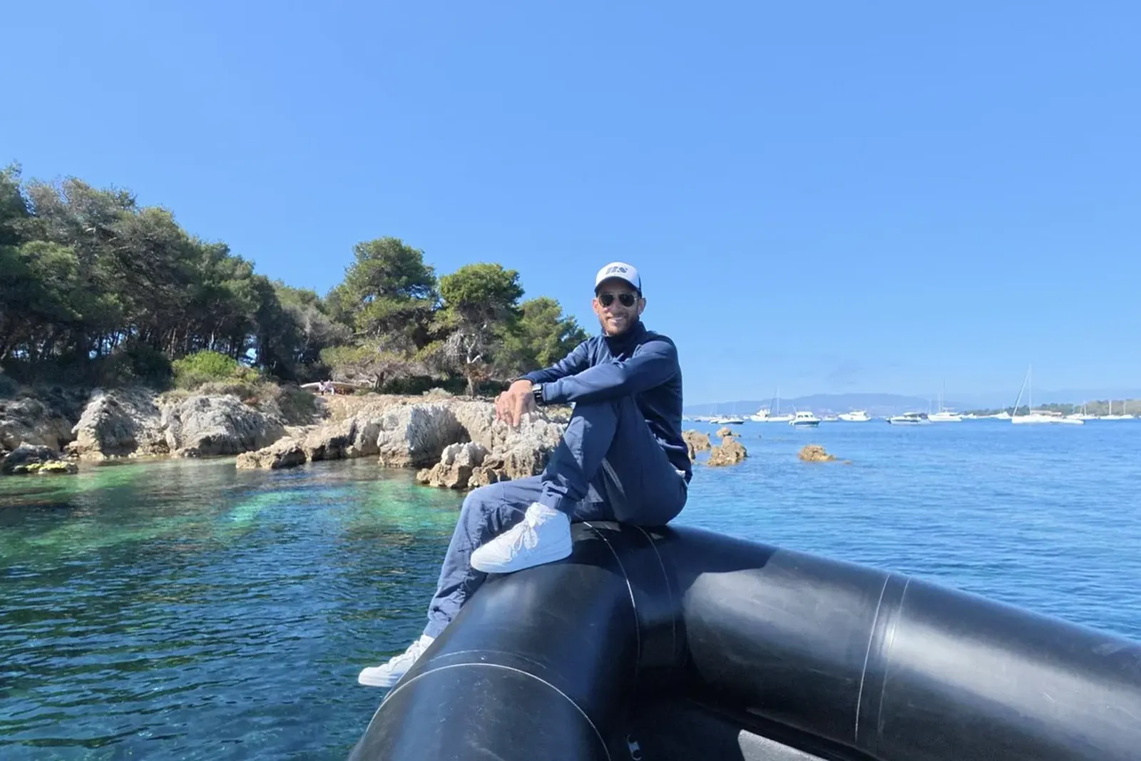 Bay of Cannes seen from the sea