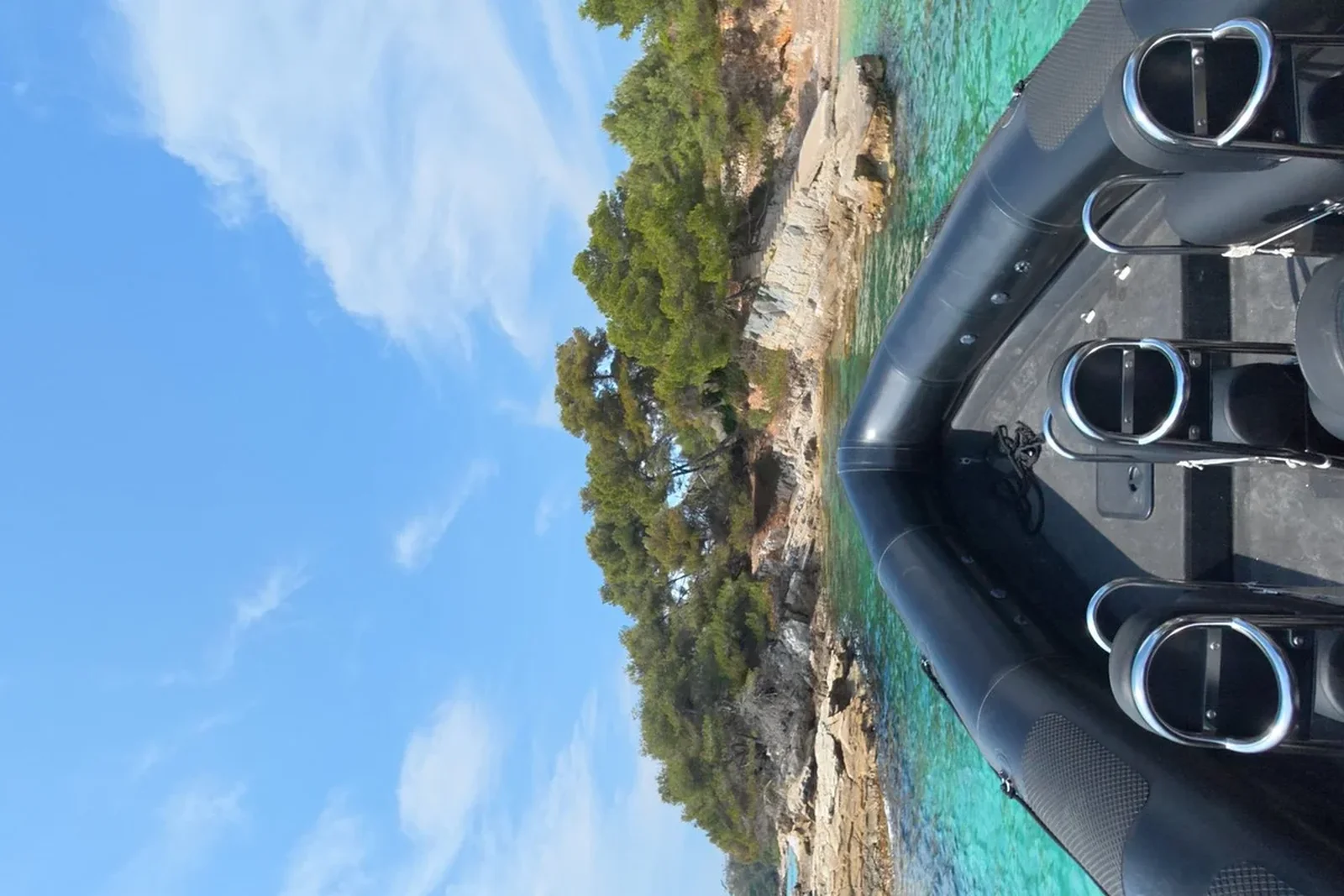 Approche des calanques de l'Esterel
